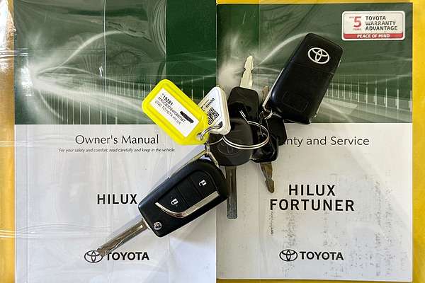 2020 Toyota HILUX WORKMATE HI-RIDER GUN135R FACELIFT 4x2