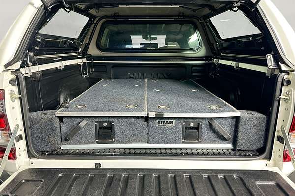 2022 Toyota HILUX SR5 (4x4) GUN126R 4X4