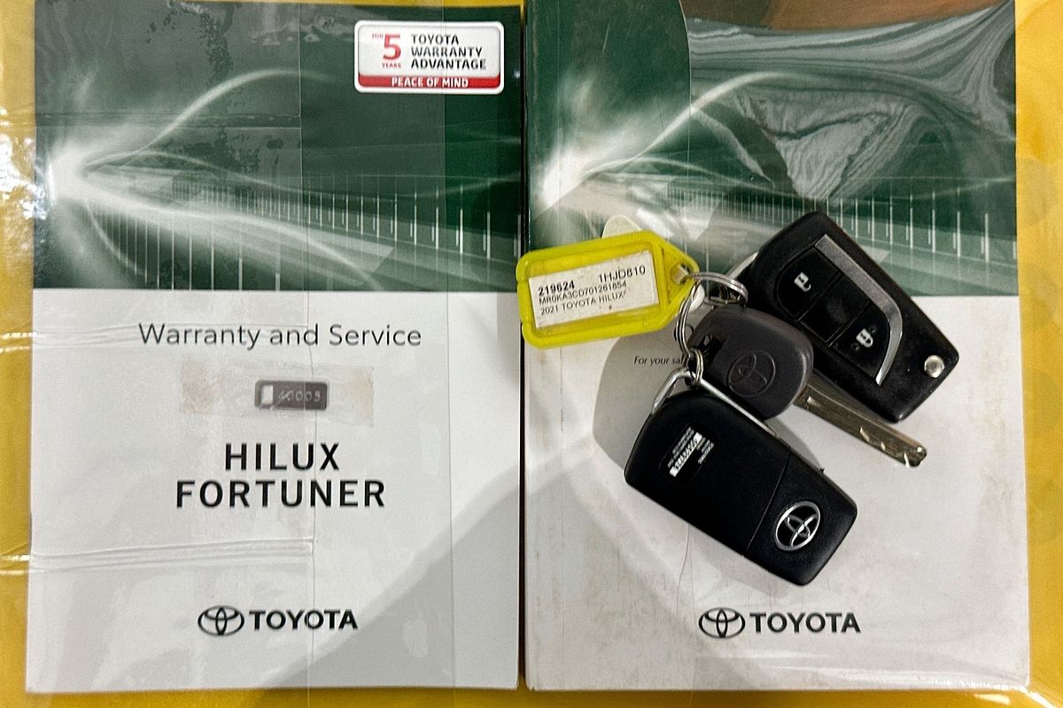 2021 Toyota HILUX SR (4x4) GUN126R FACELIFT 4X4