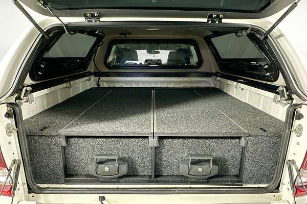 2021 Toyota HILUX SR5 HI-RIDER (4x2) GUN136R REAR WHEEL DRIVE