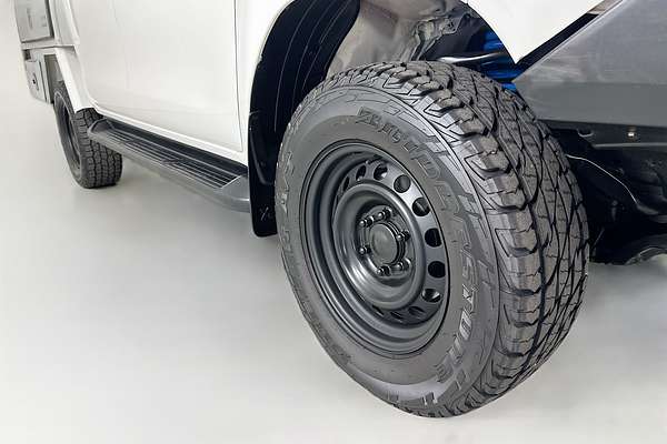 2020 Toyota HILUX SR (4x4) GUN126R FACELIFT 4X4