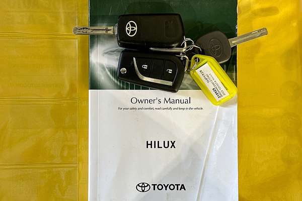 2022 Toyota HILUX SR (4x4) GUN126R 4X4