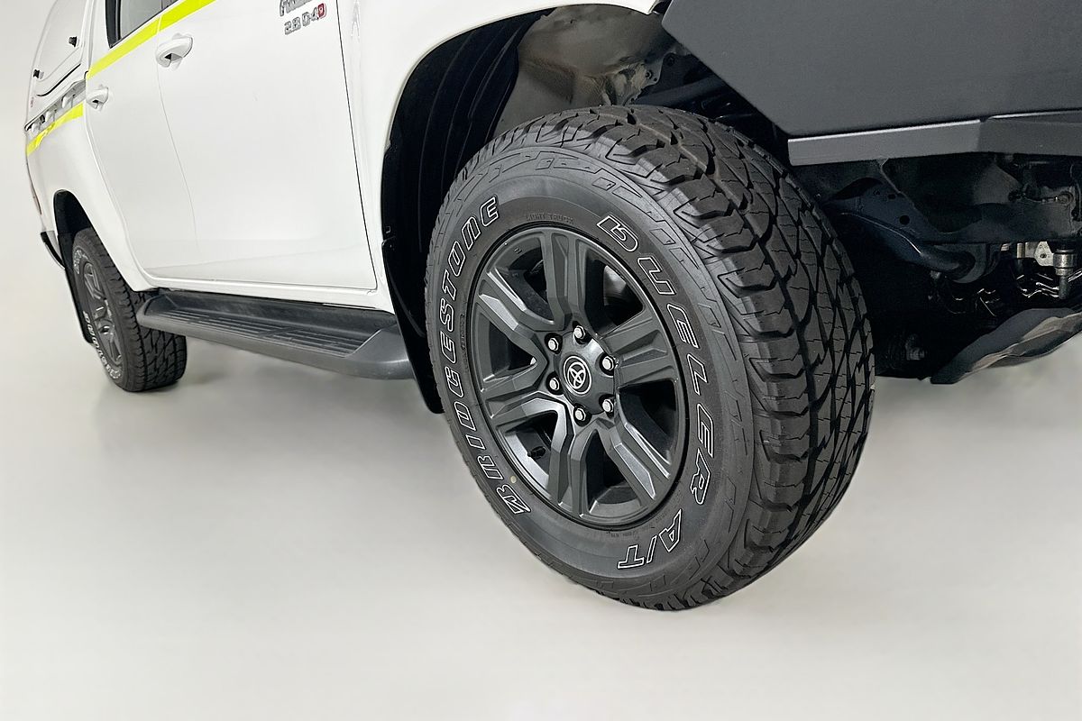 2024 Toyota HILUX SR (4x4) GUN126R 4X4