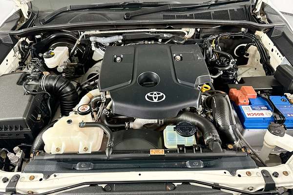 2021 Toyota HILUX SR (4x4) GUN126R 4X4