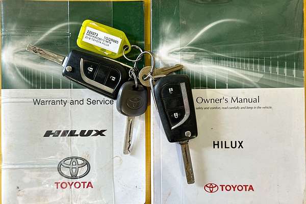 2018 Toyota HILUX SR (4x4) GUN126R MY19 4X4