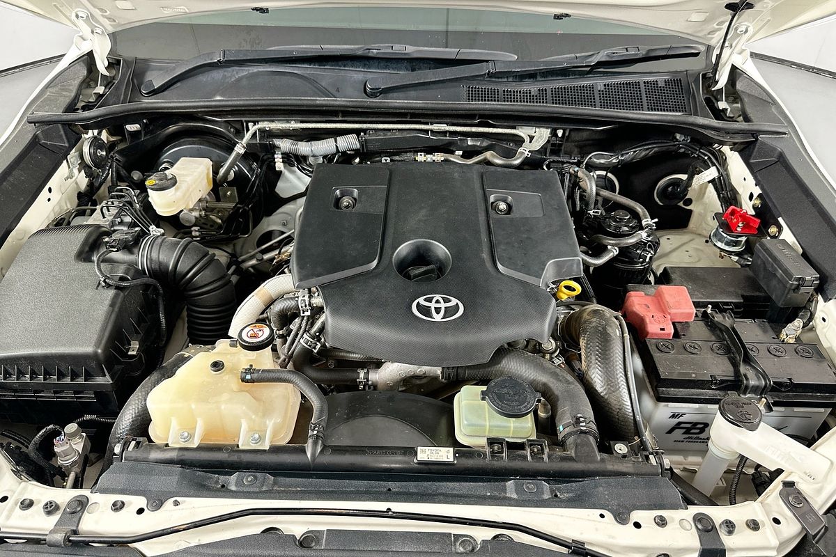 2023 Toyota HILUX SR (4x4) GUN126R 4X4