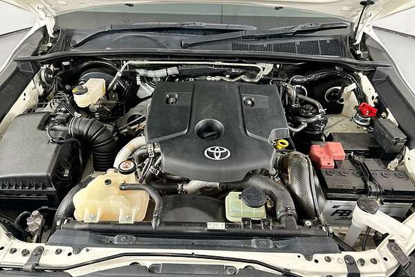 2023 Toyota HILUX SR (4x4) GUN126R 4X4