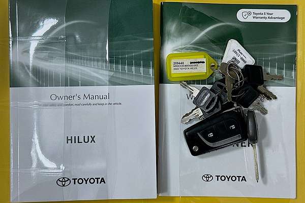 2022 Toyota HILUX WORKMATE (4x2) TGN121R 4x2
