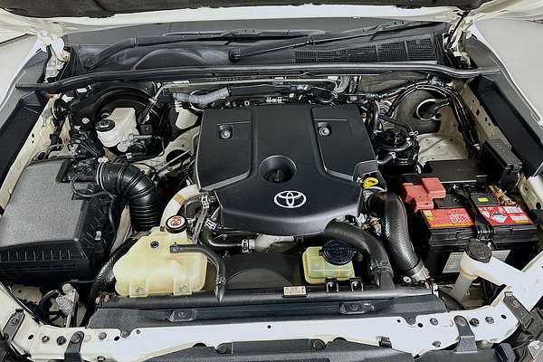 2022 Toyota HILUX SR GUN126R 4X4