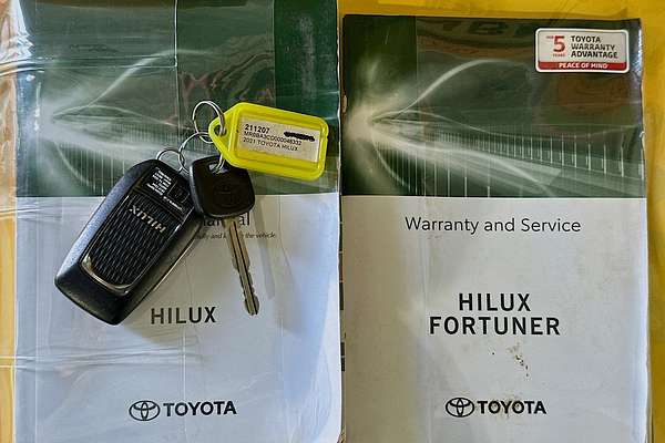 2021 Toyota HILUX SR5 (4x4) GUN126R FACELIFT 4X4