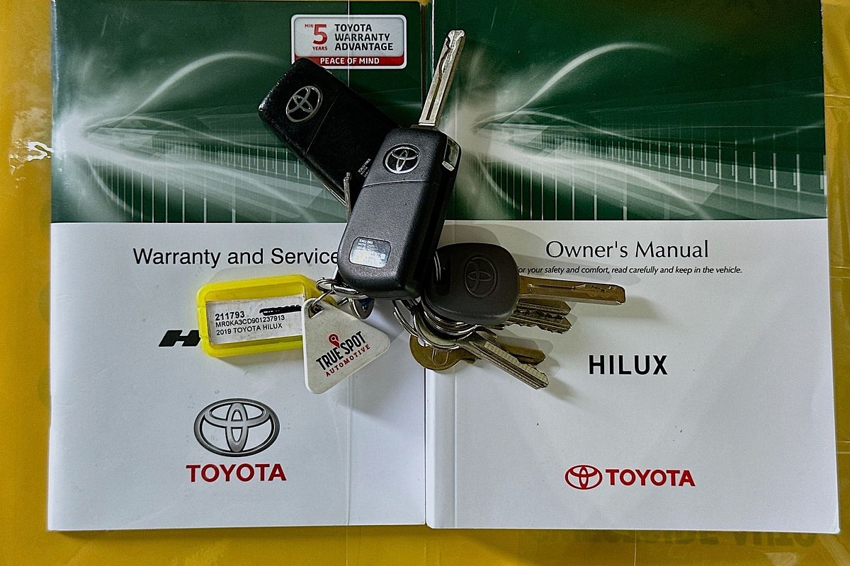 2019 Toyota HILUX SR (4x4) GUN126R MY19 4X4