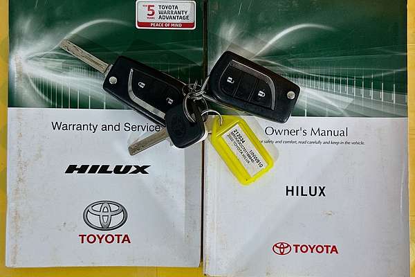 2020 Toyota HILUX SR (4x4) GUN126R MY19 UPGRADE 4X4
