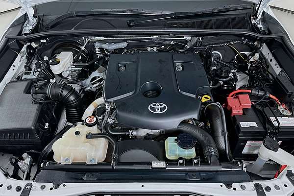 2019 Toyota Hilux SR5 GUN126R 4X4