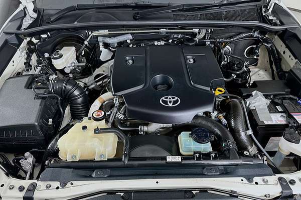 2022 Toyota HILUX SR (4x4) GUN126R 4X4