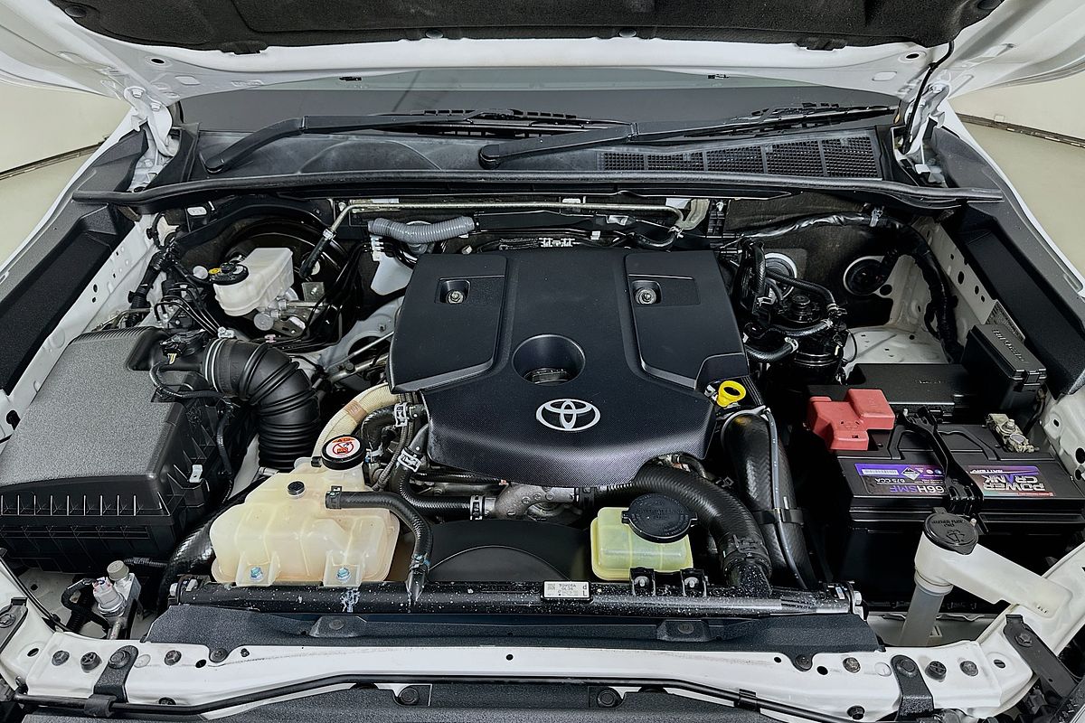 2017 Toyota HILUX SR HI-RIDER GUN136R REAR WHEEL DRIVE