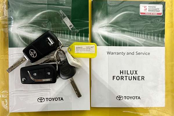 2020 Toyota HILUX SR (4x4) GUN126R FACELIFT 4X4