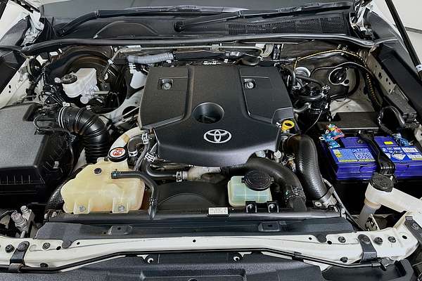 2022 Toyota HILUX SR (4x4) GUN126R 4X4