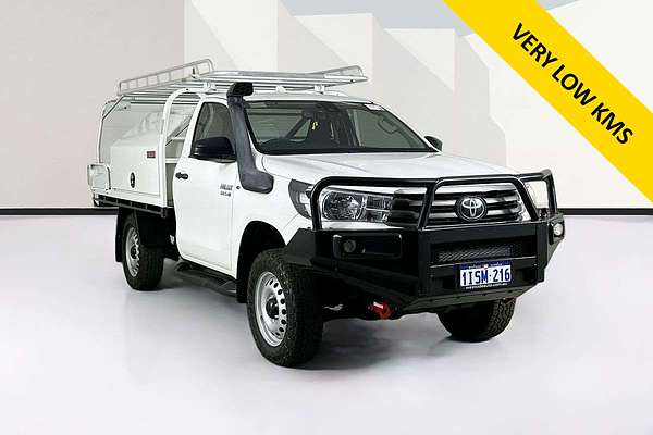 2021 Toyota HILUX SR (4x4) GUN126R 4X4