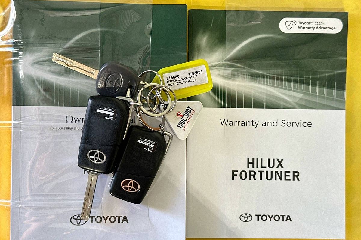 2023 Toyota HILUX SR (4x4) GUN126R 4X4