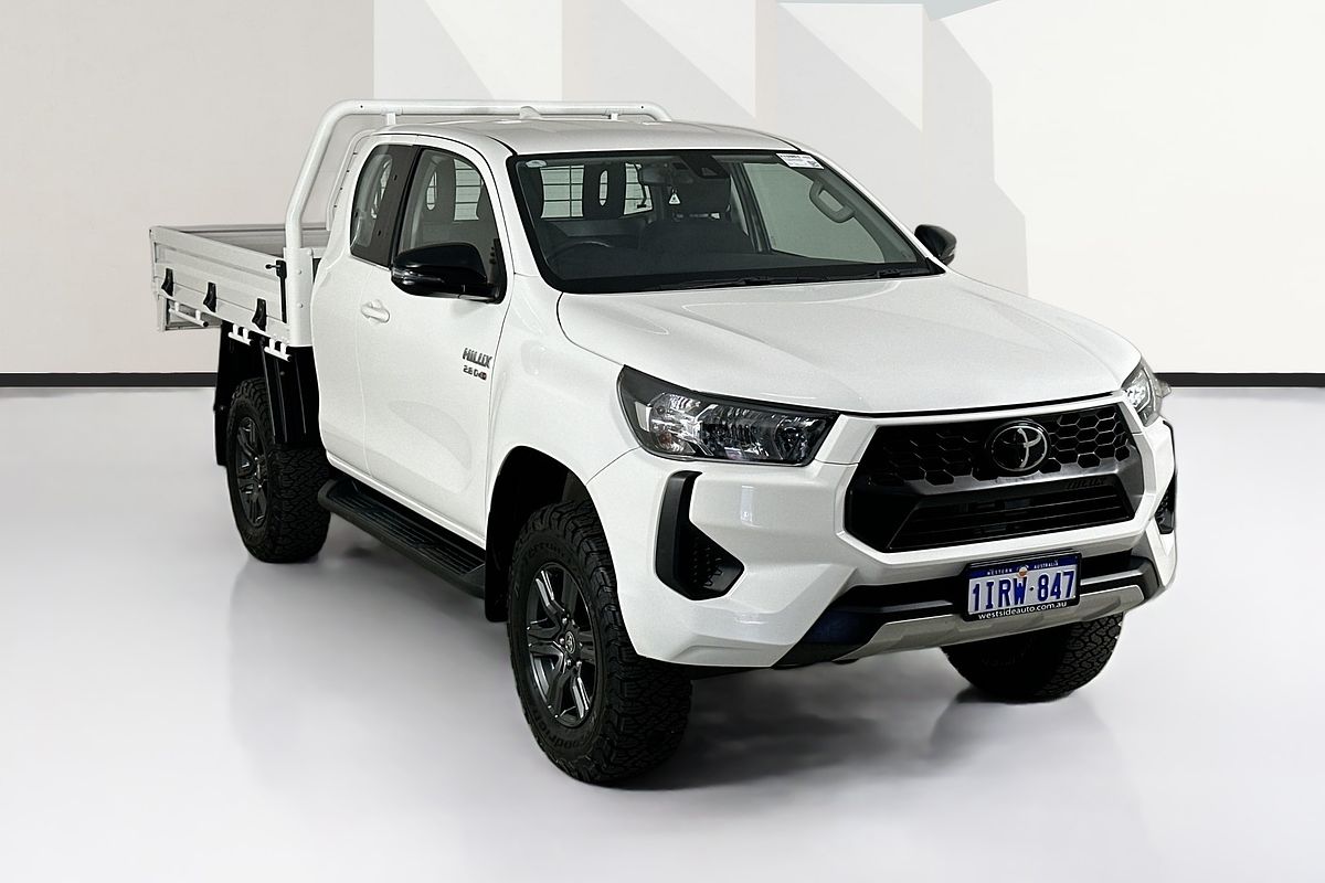 2024 Toyota HILUX SR (4x4) GUN126R 4X4