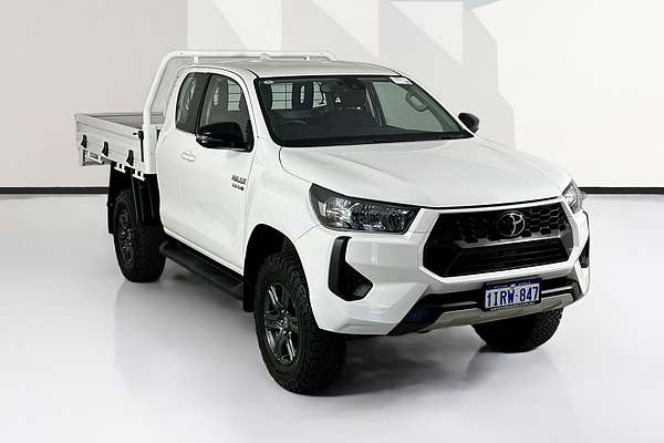 2024 Toyota HILUX SR (4x4) GUN126R 4X4
