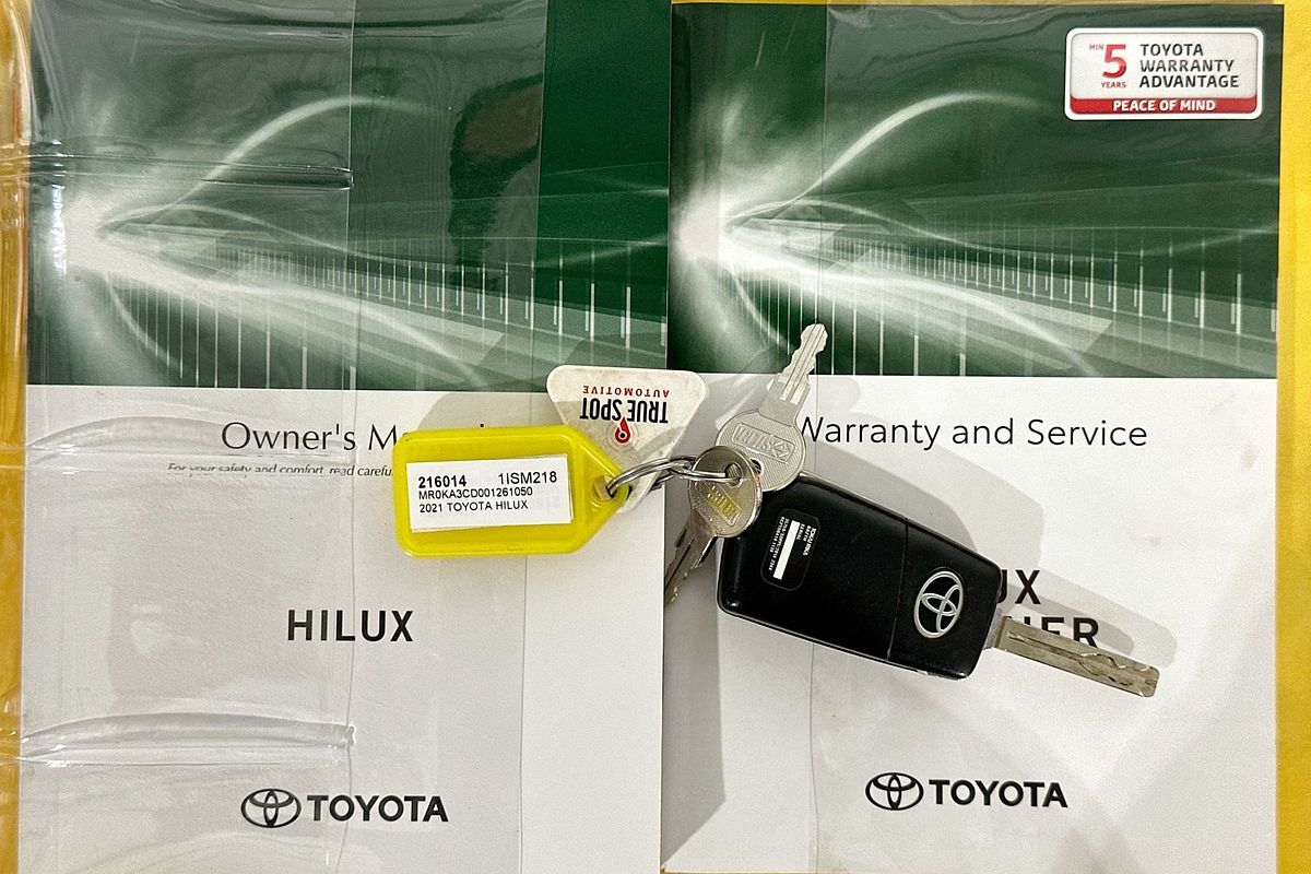 2021 Toyota HILUX SR (4x4) GUN126R 4X4