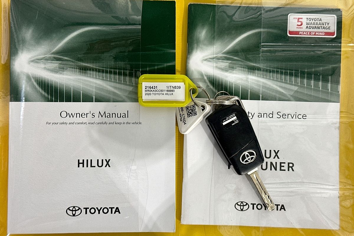 2020 Toyota Hilux SR (4x4) GUN126R FACELIFT 4X4