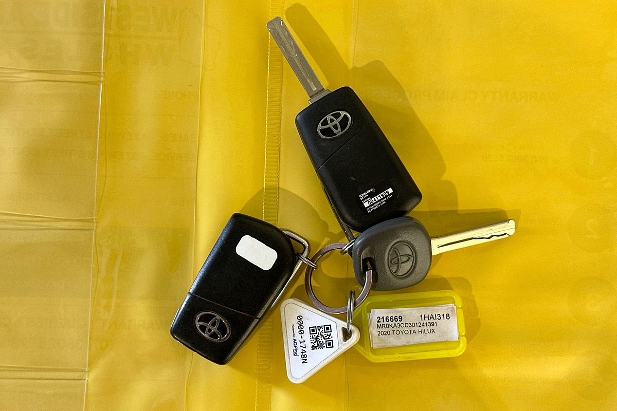 2020 Toyota HILUX SR (4x4) GUN126R MY19 UPGRADE 4X4