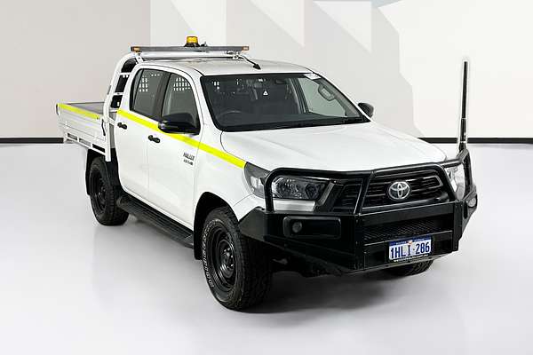 2021 Toyota HILUX SR (4x4) GUN126R 4X4