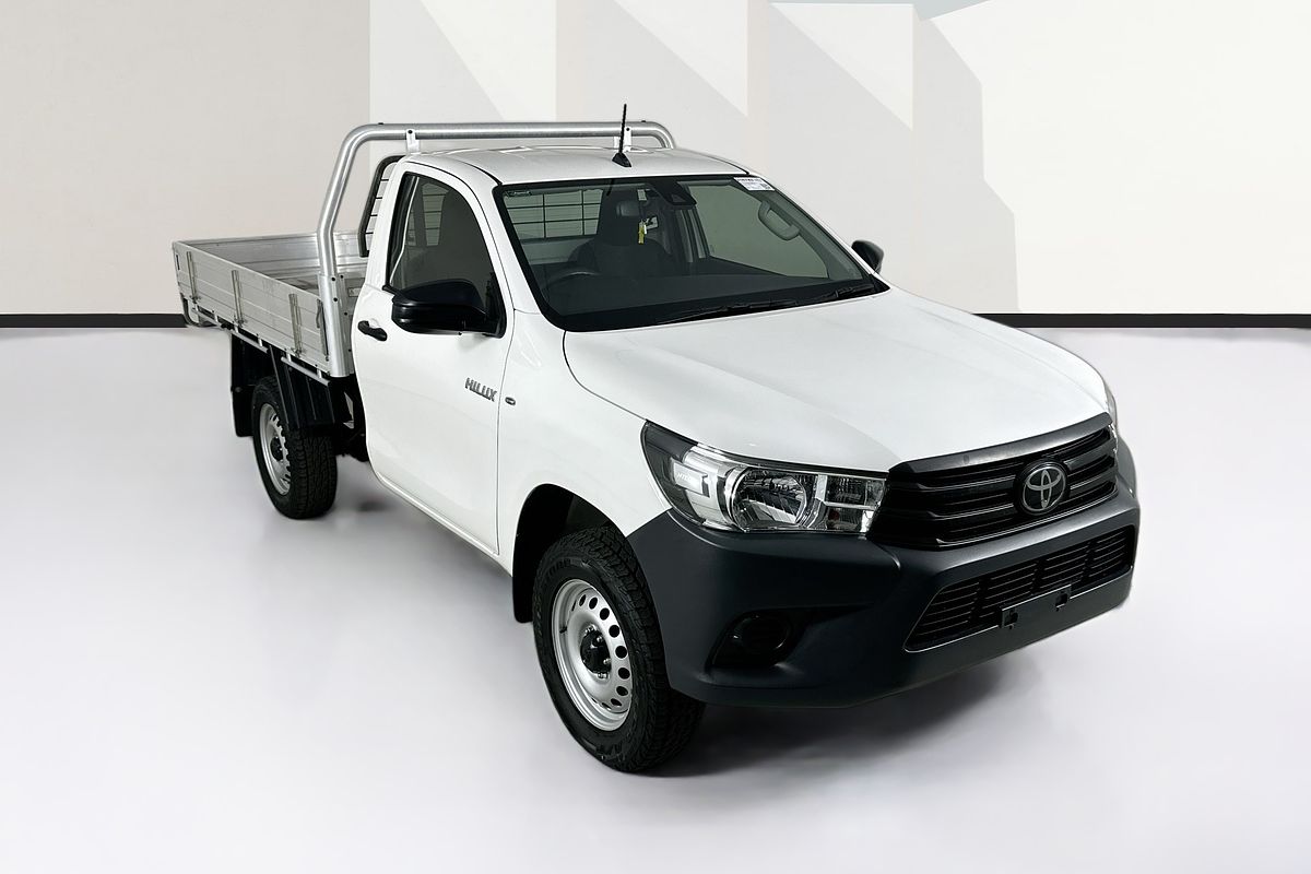 2020 Toyota HILUX WORKMATE HI-RIDER GUN135R FACELIFT 4x2