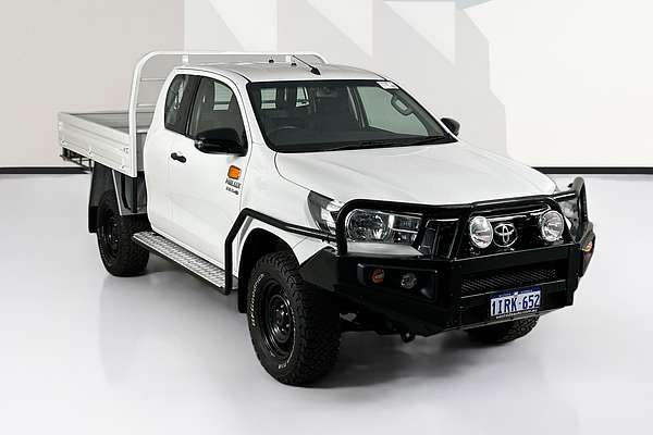 2019 Toyota Hilux SR (4x4) GUN126R MY19 4X4