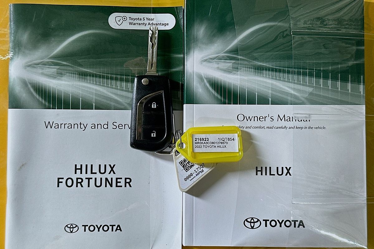 2022 Toyota HILUX SR (4x4) GUN126R 4X4