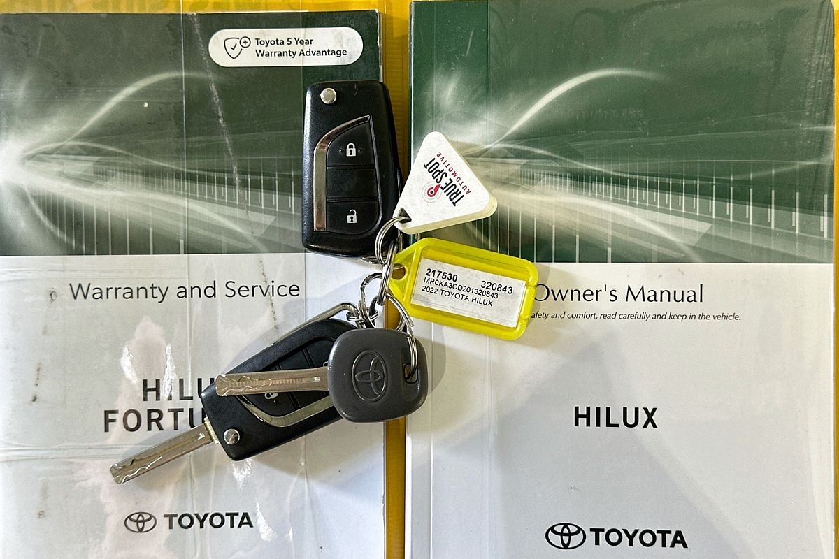 2022 Toyota HILUX SR (4x4) GUN126R 4X4