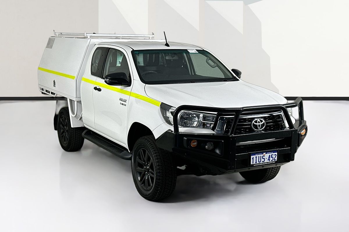 2019 Toyota HILUX SR (4x4) GUN126R MY19 4X4