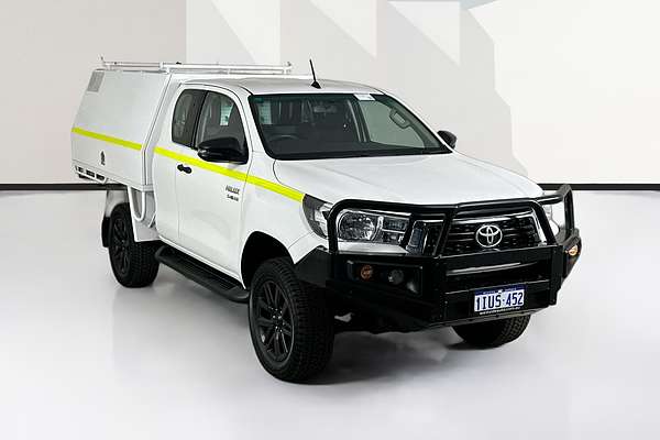 2019 Toyota HILUX SR (4x4) GUN126R MY19 4X4