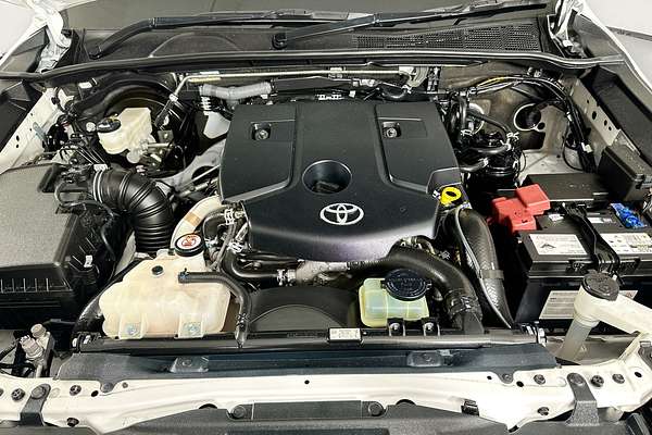 2018 Toyota HILUX SR (4x4) GUN126R MY17 4X4