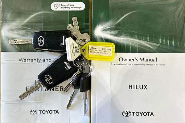 2022 Toyota HILUX SR (4x4) GUN126R 4X4