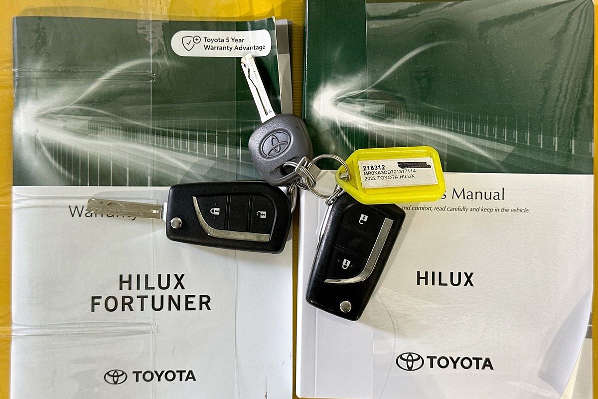 2022 Toyota HILUX SR (4x4) GUN126R 4X4