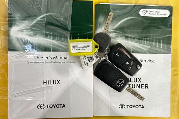 2023 Toyota HILUX SR (4x4) GUN126R 4X4