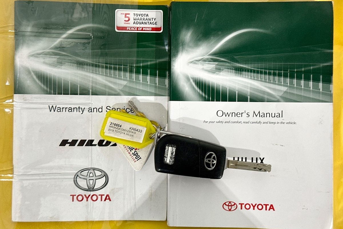 2019 Toyota HILUX SR (4x4) GUN126R MY19 4X4