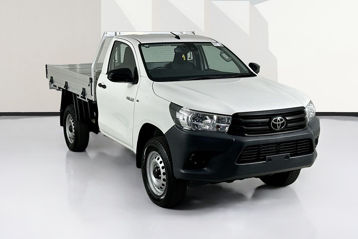 2020 Toyota HILUX WORKMATE HI-RIDER GUN135R FACELIFT 4x2