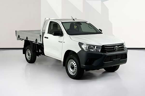 2020 Toyota HILUX WORKMATE HI-RIDER GUN135R FACELIFT 4x2