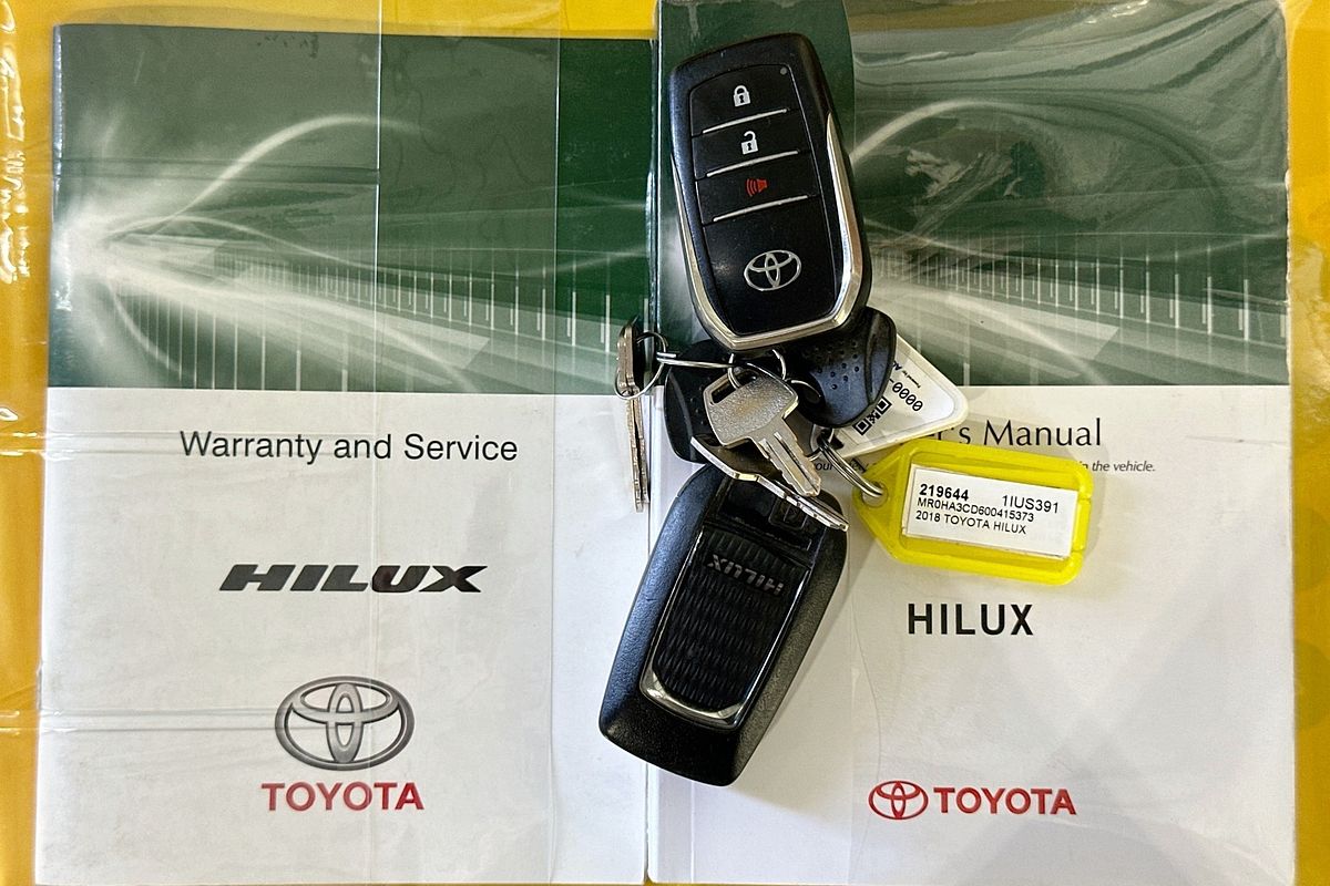 2018 Toyota HILUX SR5 (4x4) GUN126R MY17 4X4