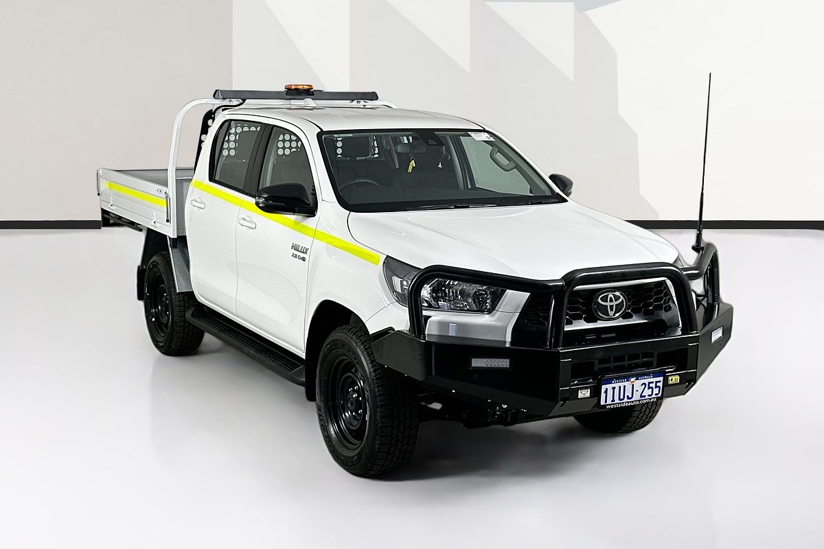 2025 Toyota HILUX SR (4x4) STEEL WHEELS GUN126R RC 4X4