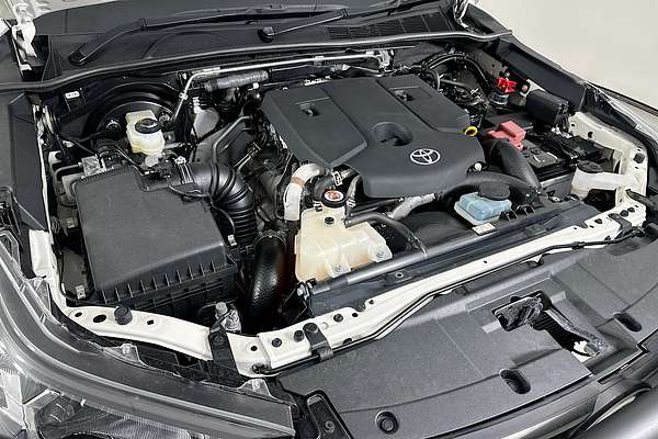 2024 Toyota HILUX SR (4x4) GUN126R 4X4