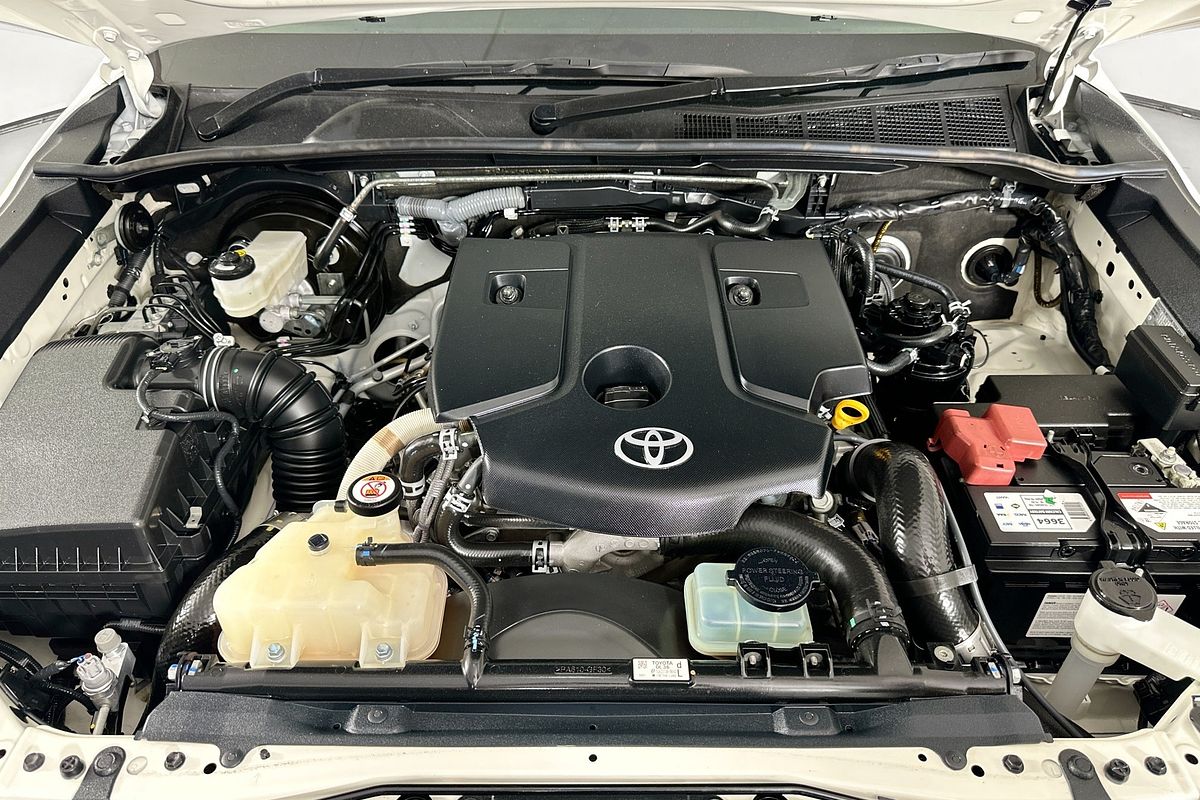 2021 Toyota HILUX SR (4x4) GUN126R FACELIFT 4X4