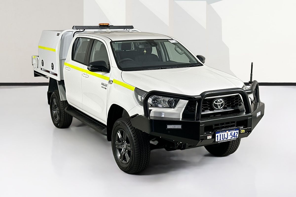 2025 Toyota HILUX SR 48V (4x4) GUN126R RC 4X4