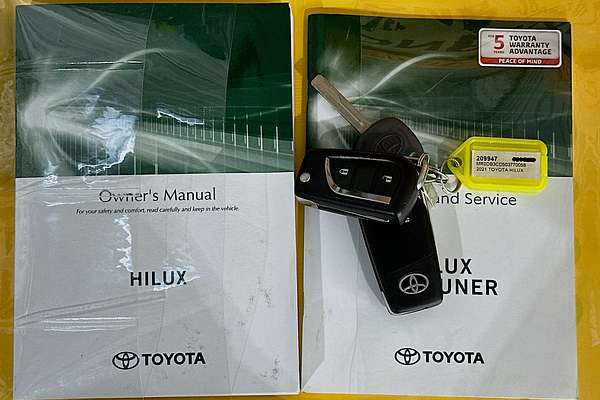 2021 Toyota HILUX WORKMATE (4x4) GUN125R 4X4