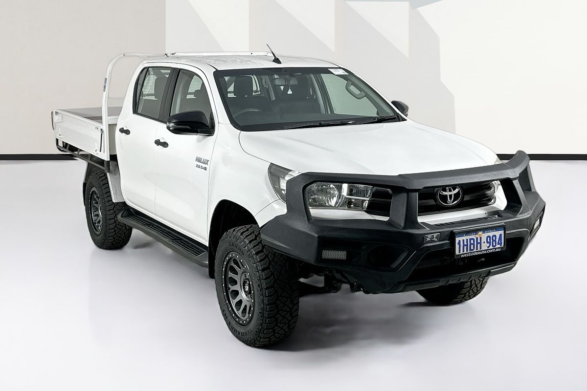 2017 Toyota HILUX SR (4x4) GUN126R 4X4