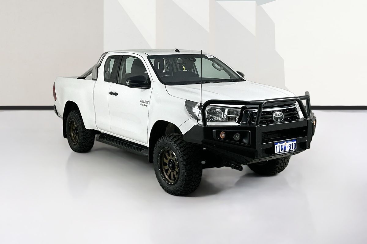 2020 Toyota HILUX SR (4x4) GUN126R MY19 UPGRADE 4X4